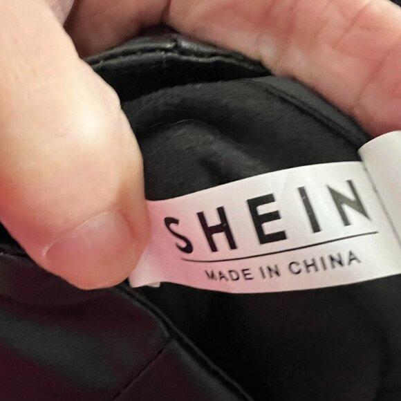 Shein Black Mini Skirt with Bold White Stars – 100% Polyester - Picture 4 of 11